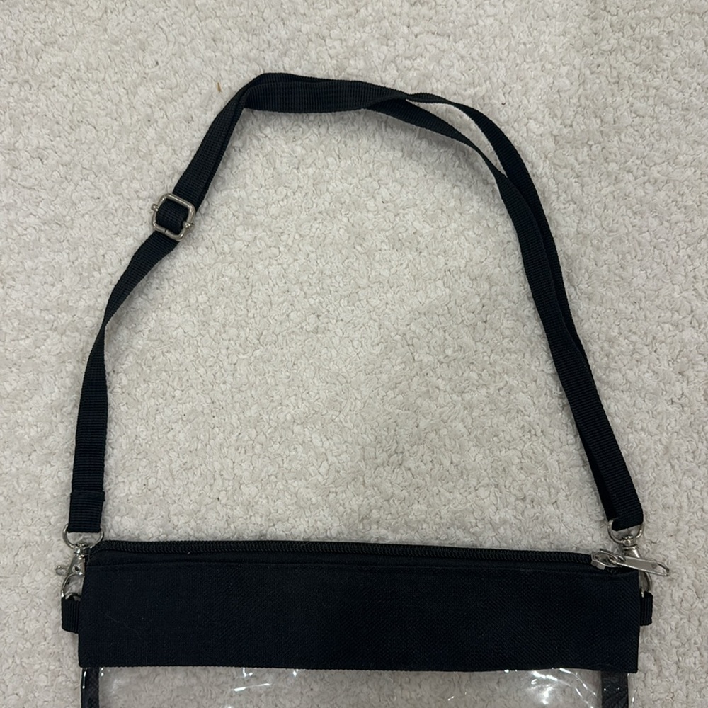 Clear/Translucent Purse - Picture 3 of 7